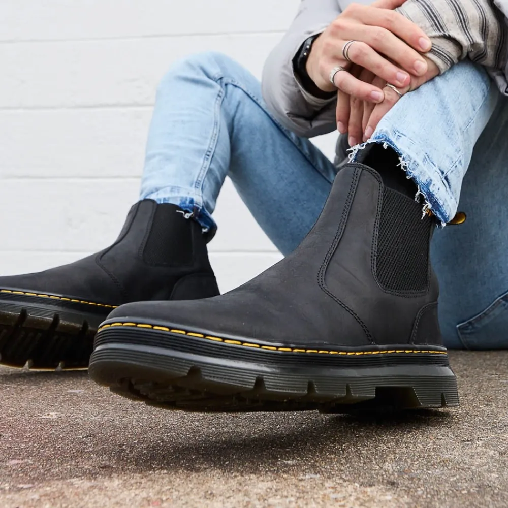 Outlet Dr. Martens Embury Chelsea Boot - Black