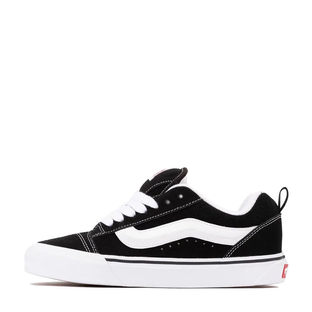Outlet Vans Knu Skool Skate Shoe - Black / True White