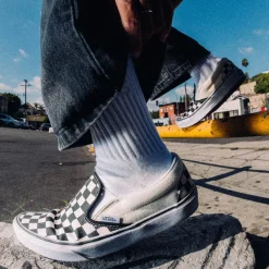 Outlet Vans Slip-On Checkerboard Skate Shoe - Black / White
