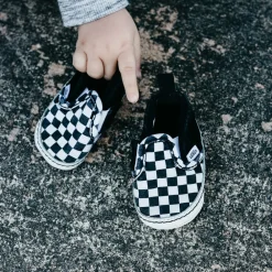 Fashion Vans Slip-On V Checkerboard Skate Shoe - Baby - Black / White