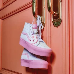 Cheap Vans X Barbie Sk8-Hi Tapered Stackform Skate Shoe - White