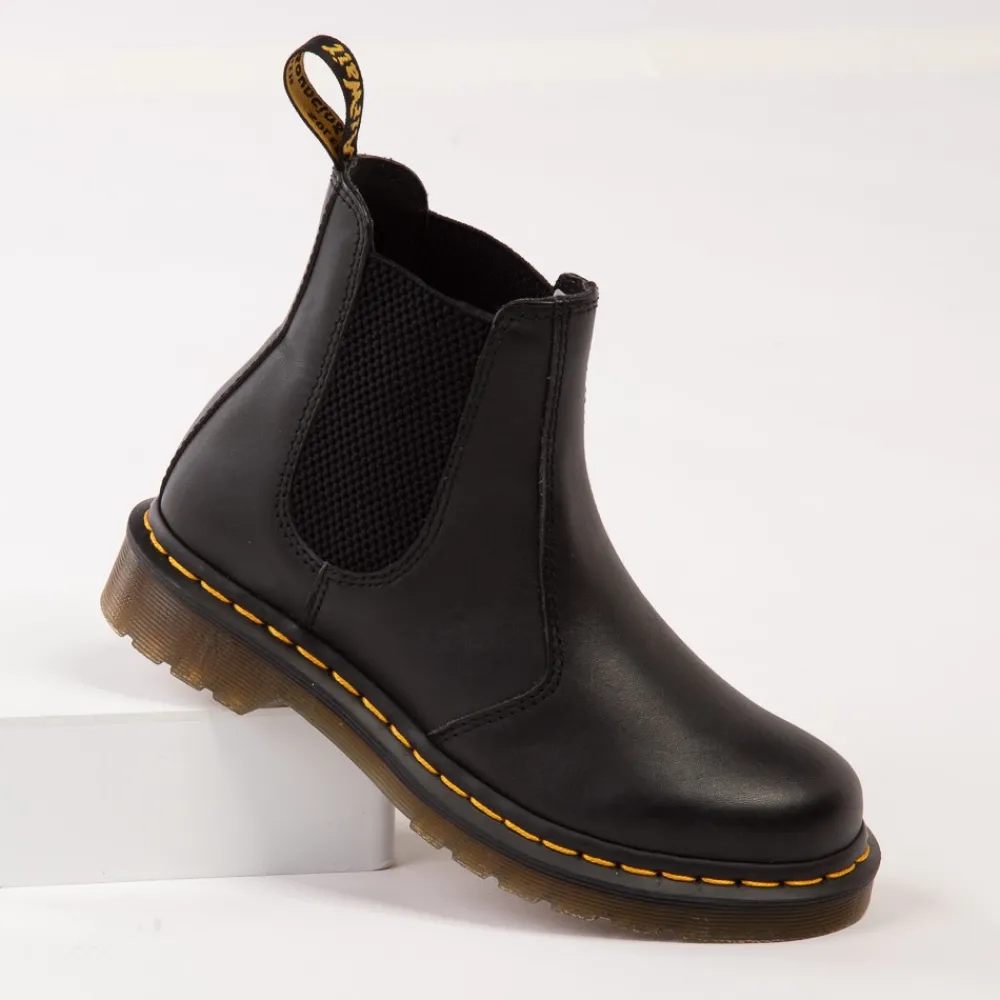 Cheap Dr. Martens Womens 2976 Chelsea Boot - Black