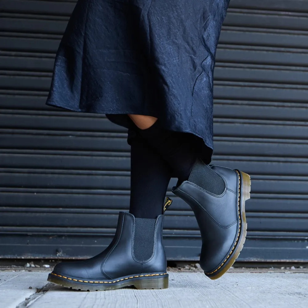 Cheap Dr. Martens Womens 2976 Chelsea Boot - Black