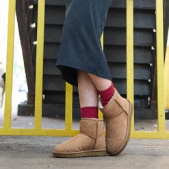 Hot UGG Womens ® Classic Ii Mini Boot - Chestnut